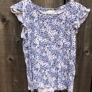 H&M nice flowy top!